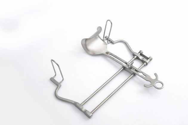 Balfour Abdominal Retractor Fenestrated End Blades 2″ Deep 10″ Spread